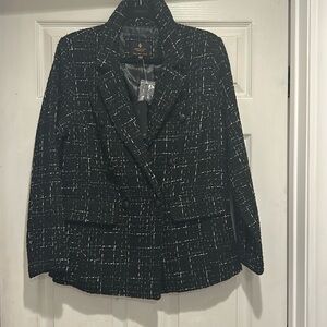 Beautiful black & white blazer - NWT